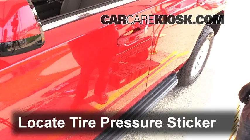 2015 Chevrolet Tahoe LT 5.3L V8 FlexFuel Tires & Wheels Check Tire Pressure